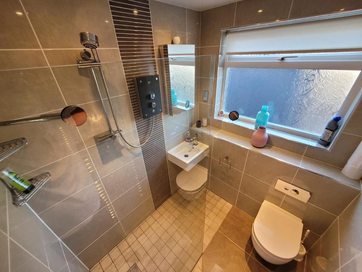 The Mumbles - Bungalow - 2 Bedrooms - Pet Friendly Swansea Luaran gambar